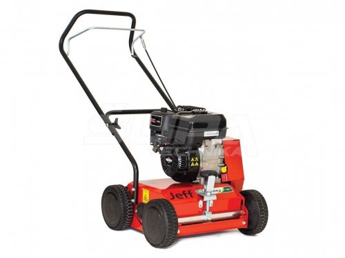 Prevzdušňovač trávnika - vertikutátor